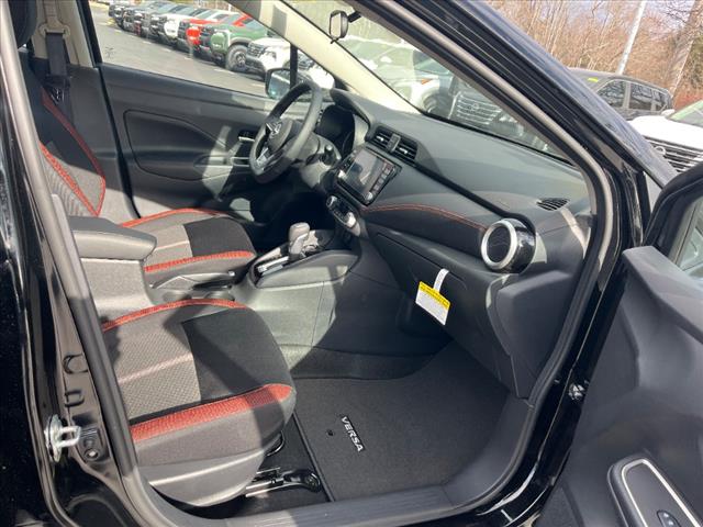 2025 Nissan Versa 1.6 SR