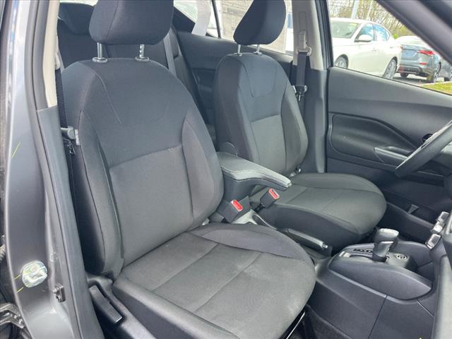 2025 Nissan Kicks S
