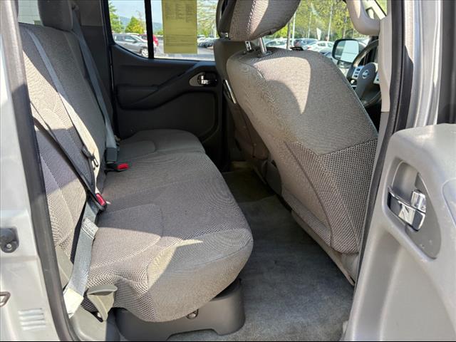 2015 Nissan Frontier SV