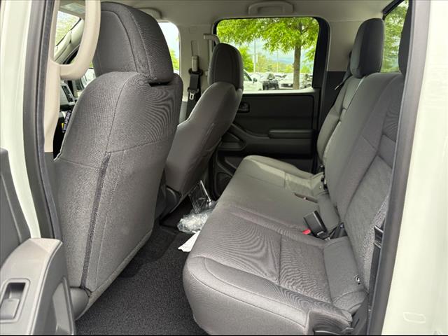 2025 Nissan Frontier S