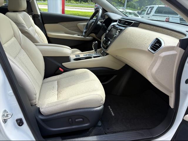 2023 Nissan Murano SL