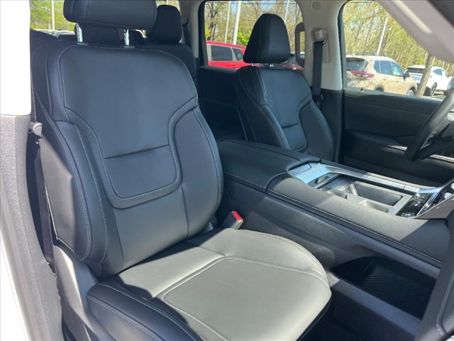2025 Nissan Armada SV