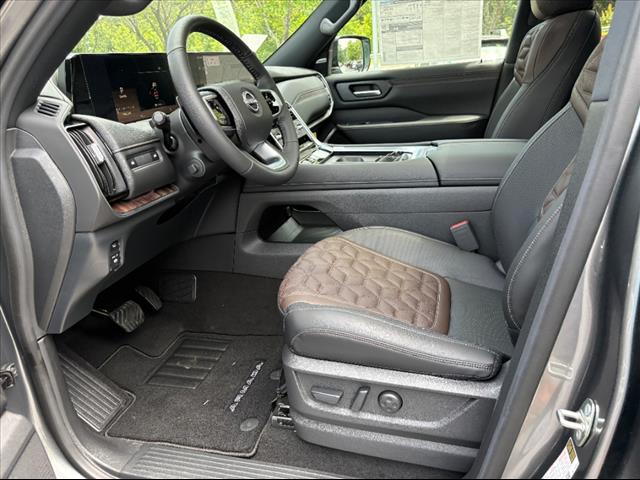 2025 Nissan Armada Platinum