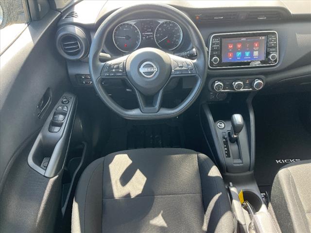 2025 Nissan Kicks S