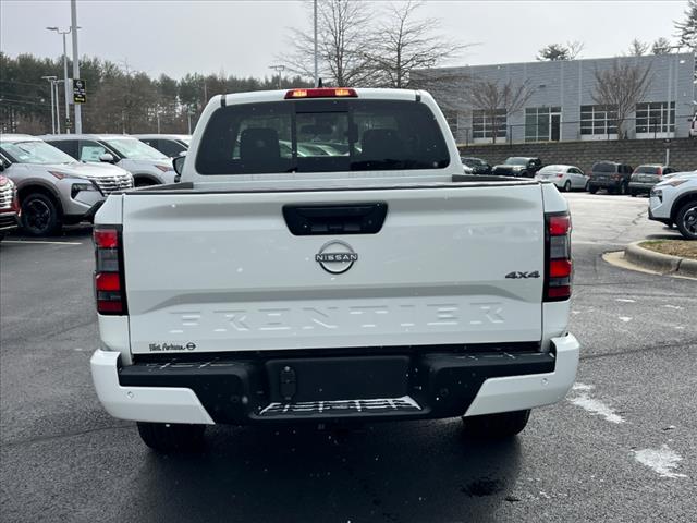 2025 Nissan Frontier SV