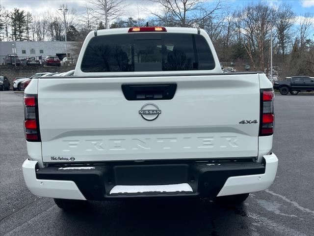 2025 Nissan Frontier SV
