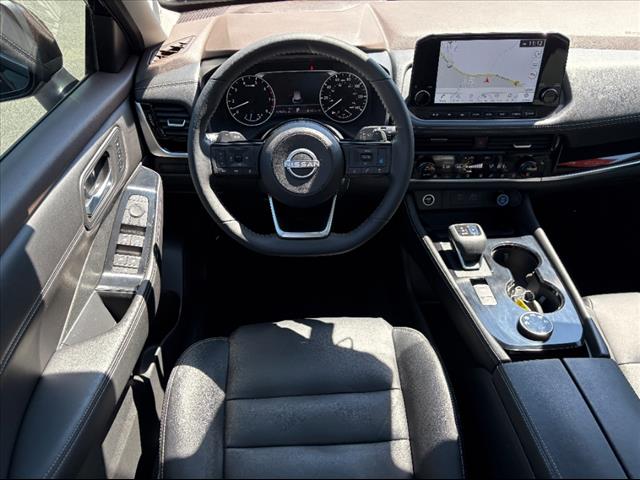 2022 Nissan Rogue SL