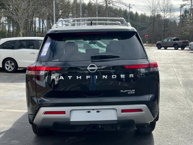 2025 Nissan Pathfinder Platinum