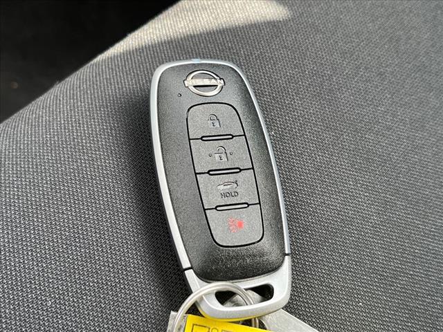 2023 Nissan Versa SV