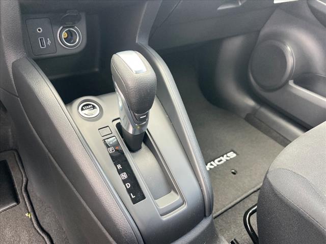 2025 Nissan Kicks S