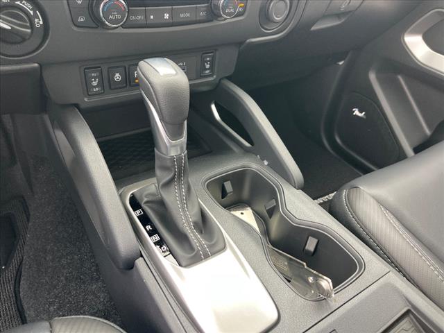 2025 Nissan Frontier SL