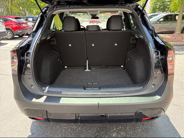 2025 Nissan Kicks S