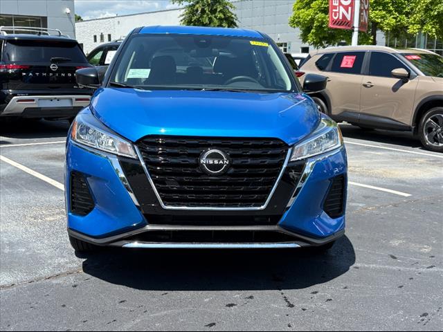 2025 Nissan Kicks Play S