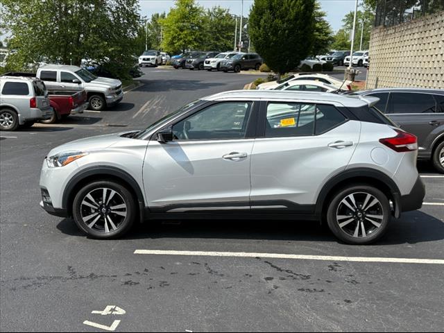 2020 Nissan Kicks SR