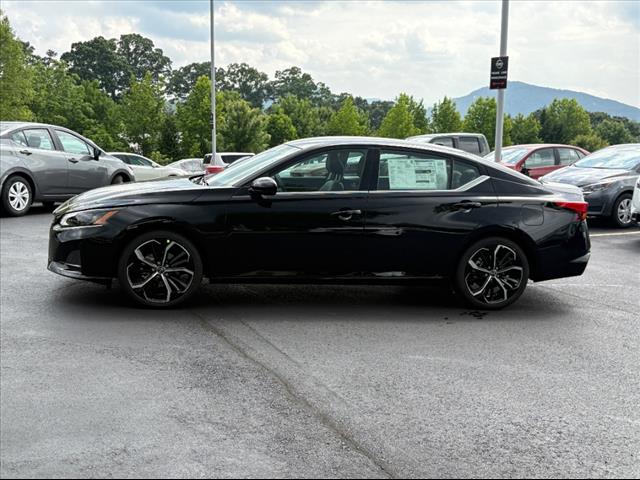 2025 Nissan Altima 2.5 SR