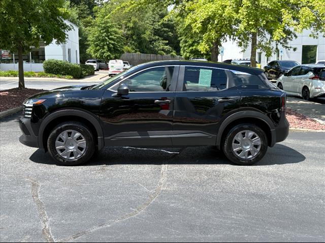 2025 Nissan Kicks S