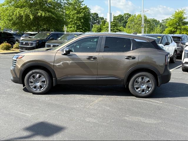 2025 Nissan Kicks S