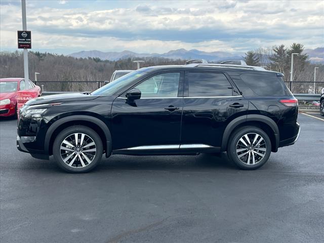 2025 Nissan Pathfinder Platinum