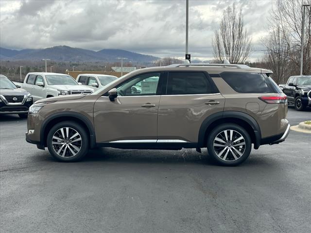 2025 Nissan Pathfinder Platinum