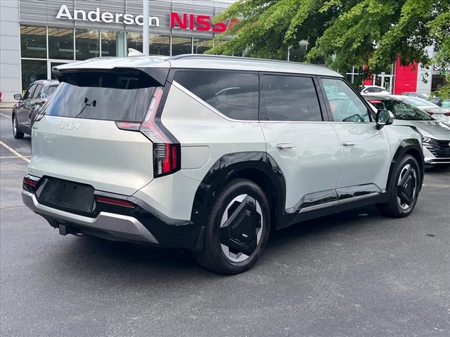 2024 Kia EV9 Land