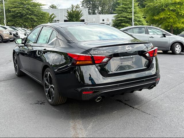 2025 Nissan Altima 2.5 SR
