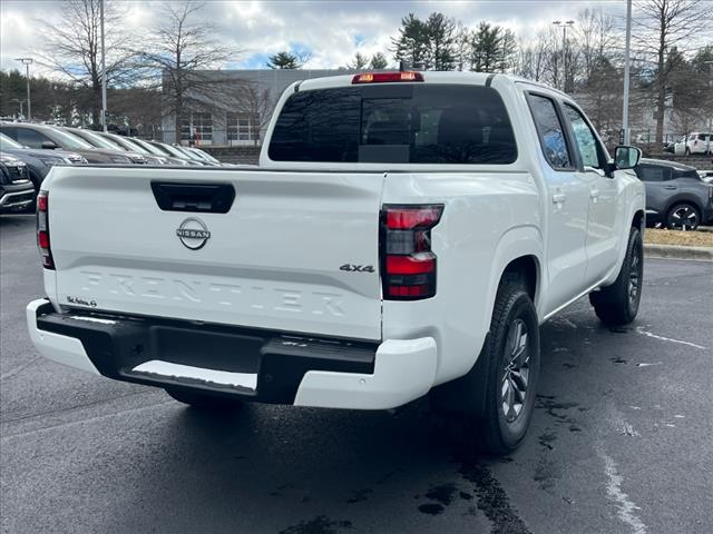 2025 Nissan Frontier SV