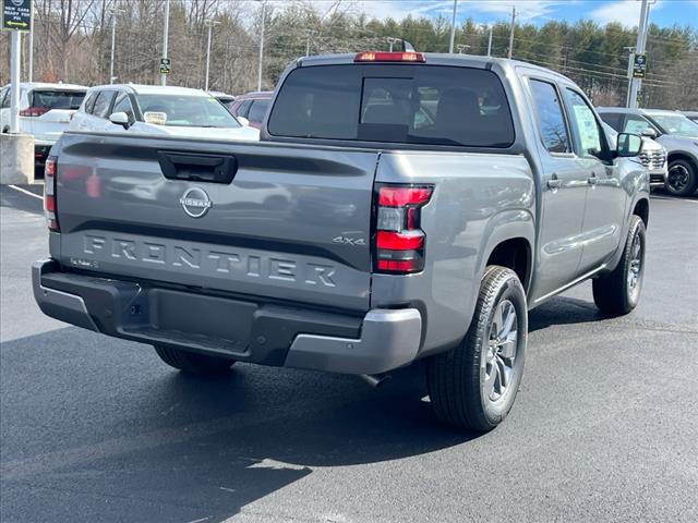2025 Nissan Frontier SV
