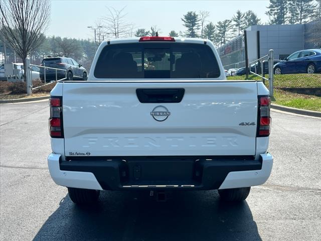 2025 Nissan Frontier SV