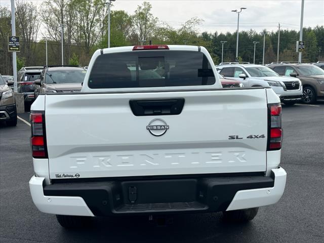 2025 Nissan Frontier SL