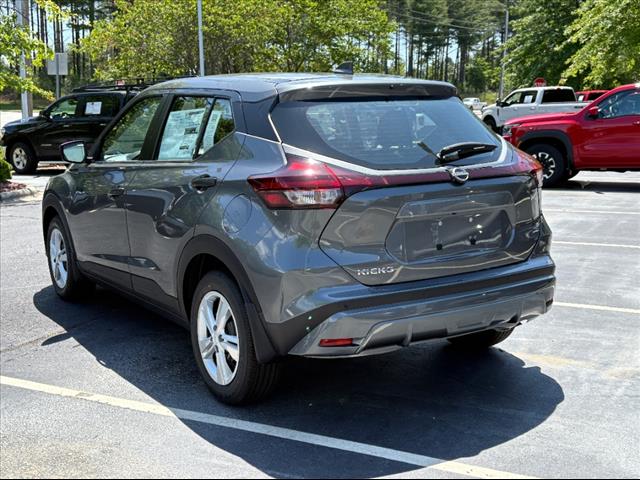 2025 Nissan Kicks Play S