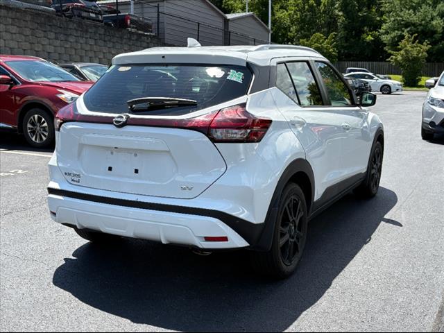 2023 Nissan Kicks SV