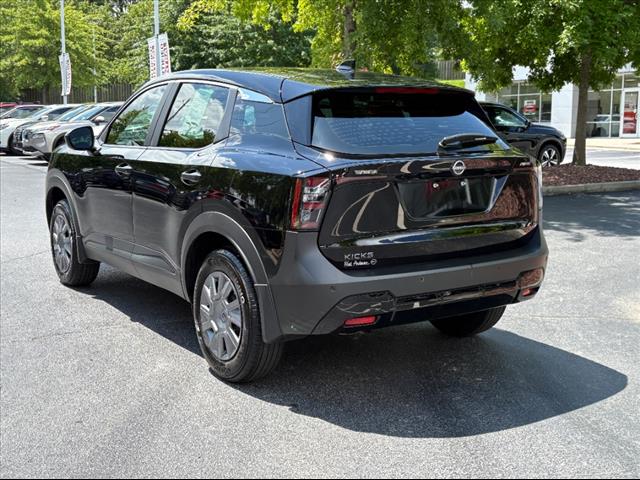 2025 Nissan Kicks S