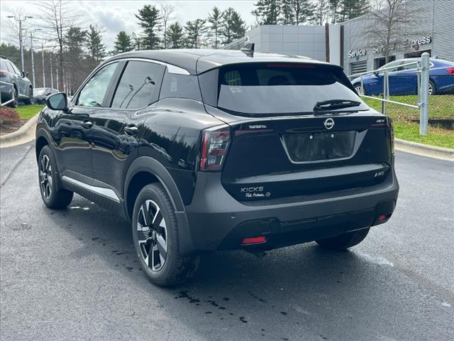 2025 Nissan Kicks SV