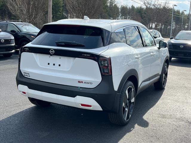 2025 Nissan Kicks SR