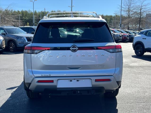 2025 Nissan Pathfinder Platinum