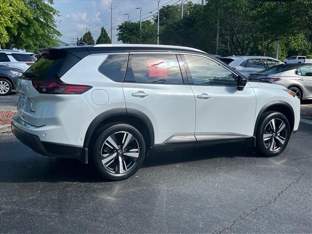 2024 Nissan Rogue SL