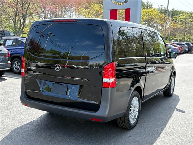 2023 Mercedes-Benz Metris Passenger
