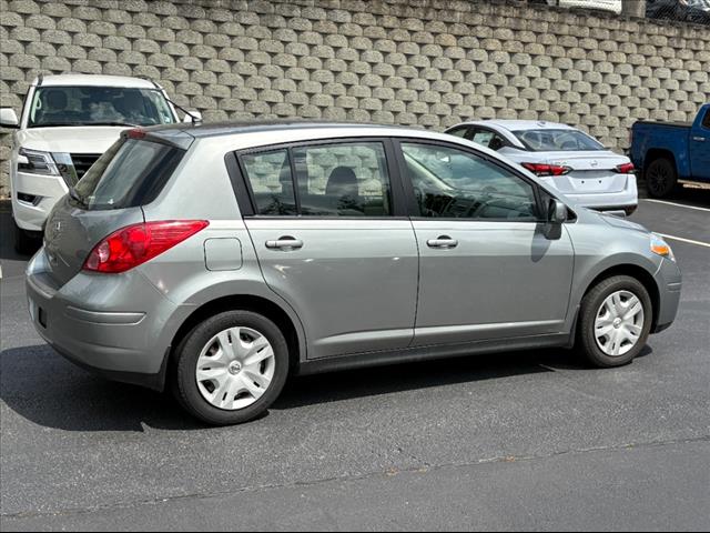 2011 Nissan Versa 1.8 S