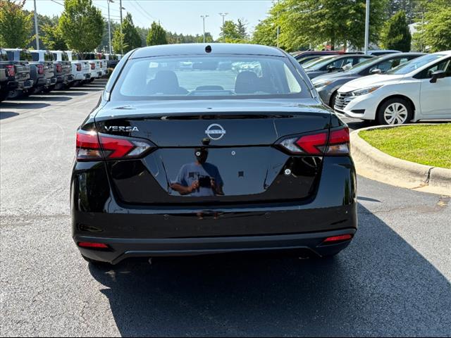 2025 Nissan Versa 1.6 S