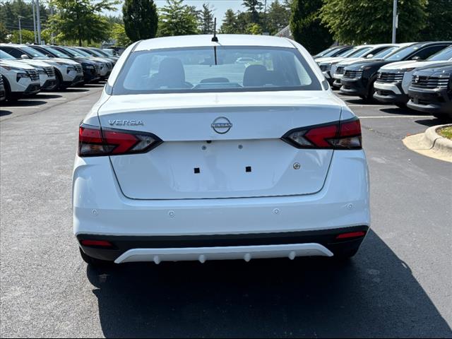 2025 Nissan Versa 1.6 S
