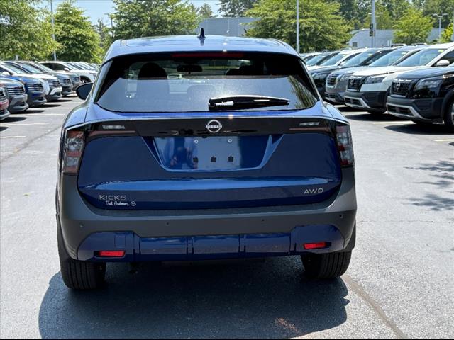 2025 Nissan Kicks SV