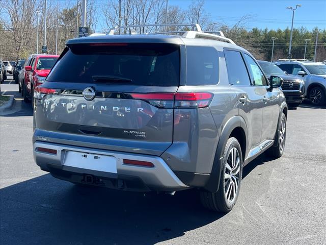 2025 Nissan Pathfinder Platinum