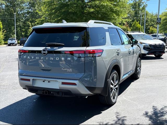 2025 Nissan Pathfinder Platinum