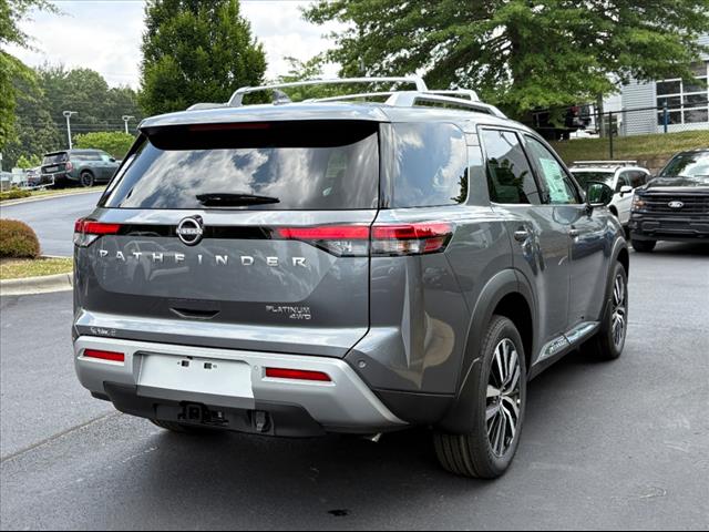 2025 Nissan Pathfinder Platinum