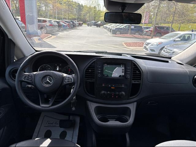 2023 Mercedes-Benz Metris Passenger