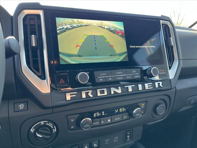 2025 Nissan Frontier SV