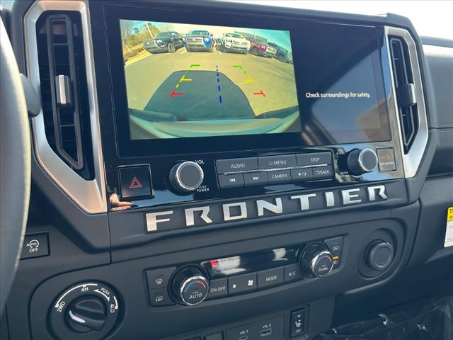 2025 Nissan Frontier SV