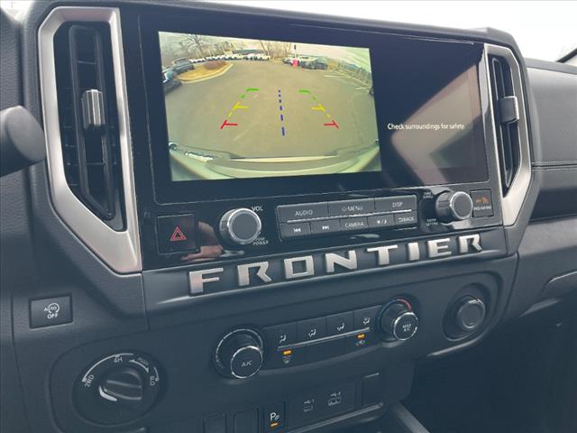 2025 Nissan Frontier SV