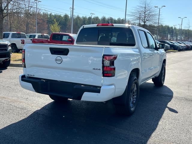 2025 Nissan Frontier SV