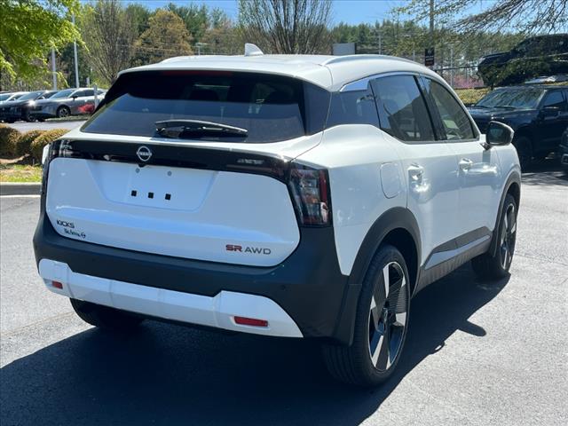2025 Nissan Kicks SR